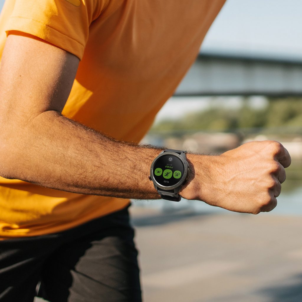GTX2-GPS-Smart-Watch-Outdoor-Running-cn-1024x1024 百乐博-非凡设想力,引发无限可能